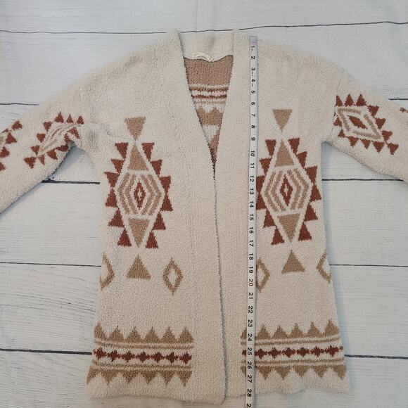 New In Size M Cream Geometric Print Open Front Soft Plush Cardigan Sweater - Picture 4 of 9